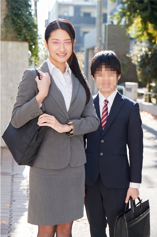 hunta00996│「ヤレるノート」2 そのノートにヤリたい女子の名前と生年月日を書きさえすれば絶対にヤレるという夢のノートが存在した！【】 の素人エロ動画 作品詳細画像